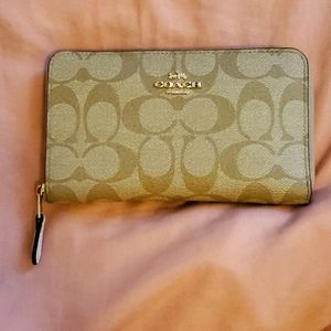 Coach wallet